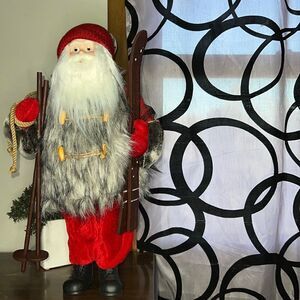 Ellsworth Avenue decorative skiing, Santa Claus with porcelain face